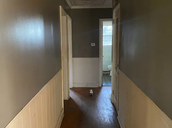 1512 S 4th St #A, Hartsville, SC 29550