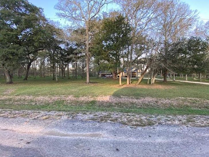 2nd image of 6619 Wolf Run Dr