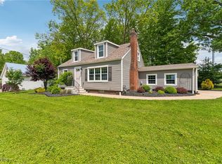 26 Forest Ave, Lake Milton, OH 44429