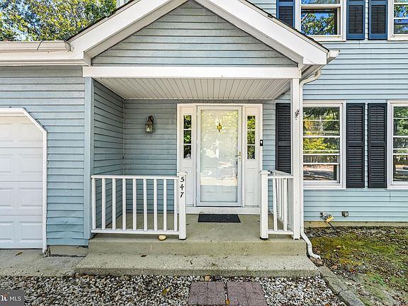 2nd image of 547 Fairview Rd