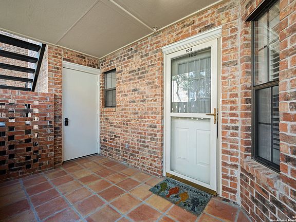 2nd image of 201 Ellwood St #103