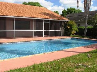 8520 NW 52nd Pl, Coral Springs, FL 33067
