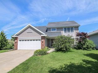 3618 Pine Grove Way, Madison, WI 53719