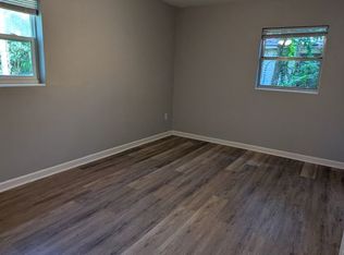 3219 NW 12th St, Gainesville, FL 32609
