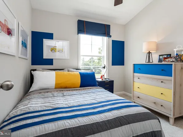 46 Nymph Rd, Inwood, WV 25428