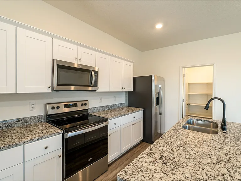 402 Gemsbok Rd — Photo 5