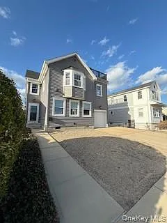 733 E Walnut St #UPPER — Photo 23
