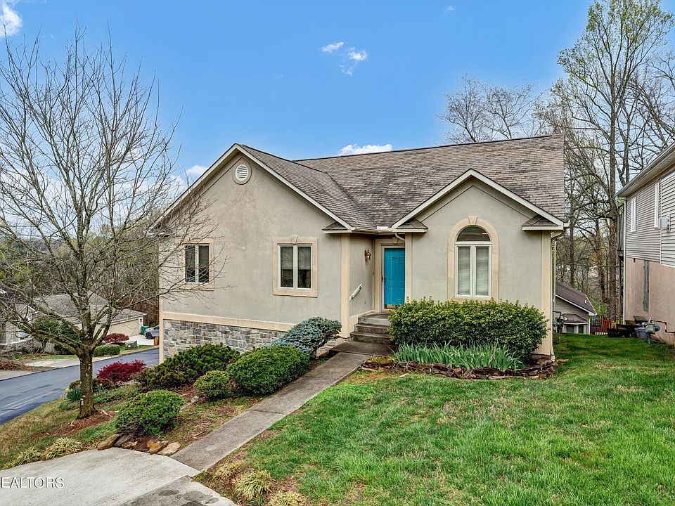 1st image of 8419 Ashley Oak Way