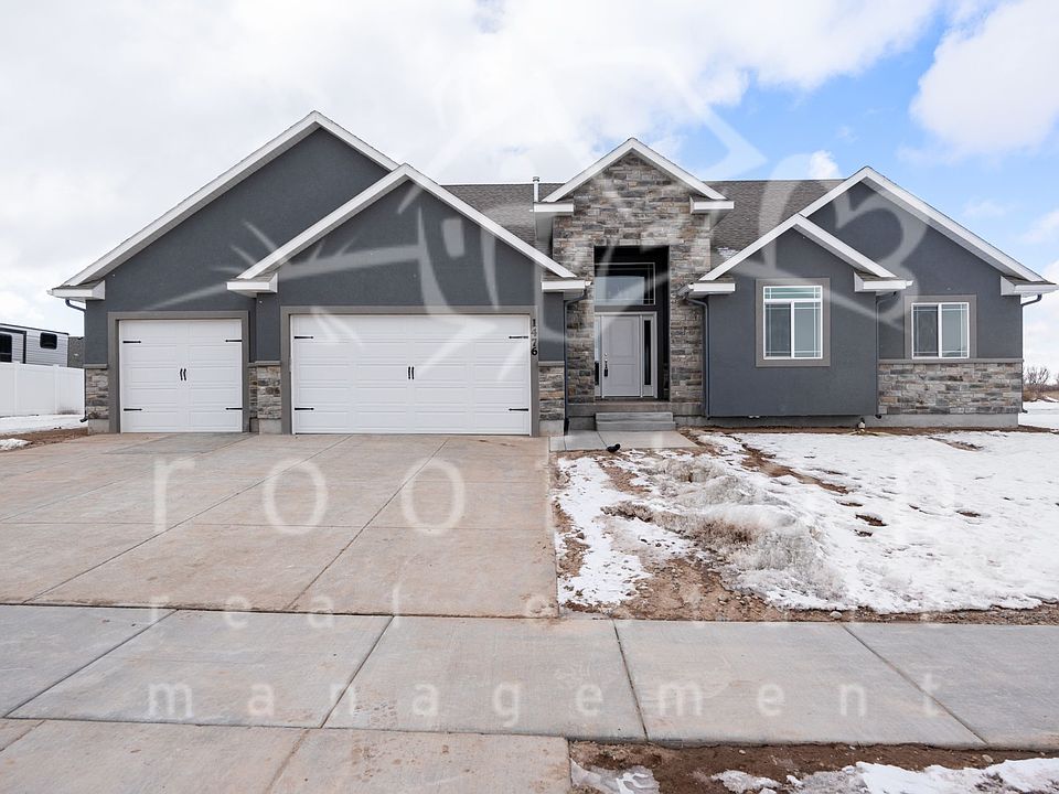 1st image of 1476 47th St