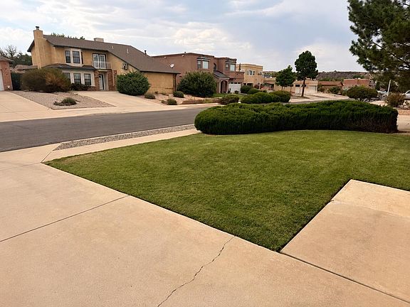 3rd image of 7404 Carson Trl NW