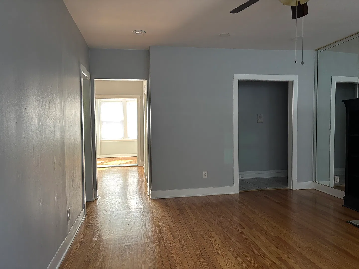 2 bed, 1200 sqft, $1,300 — Photo 4
