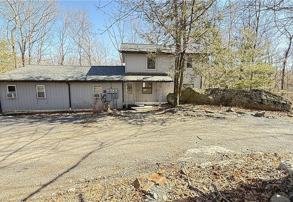 1st image of 212 Williams Dr