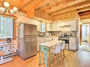7946 Sleepy Hollow Dr, Tobyhanna, PA