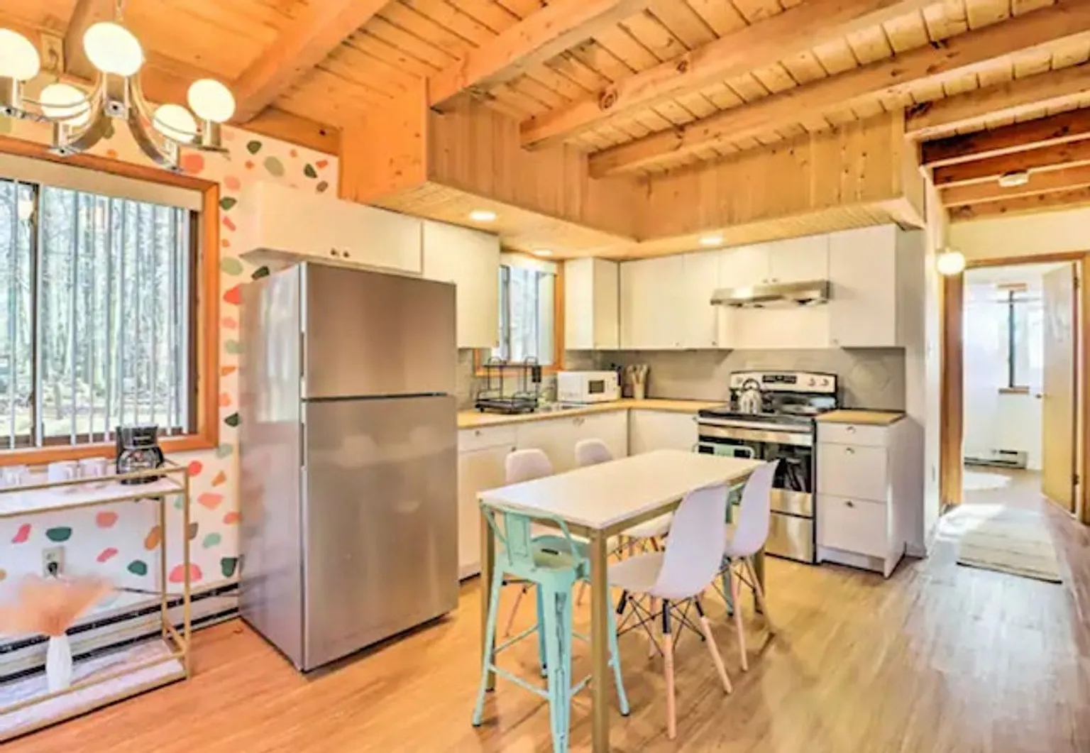 7946 Sleepy Hollow Dr photo 1