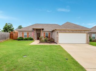 1102 Briarwood Dr, Oxford, MS 38655