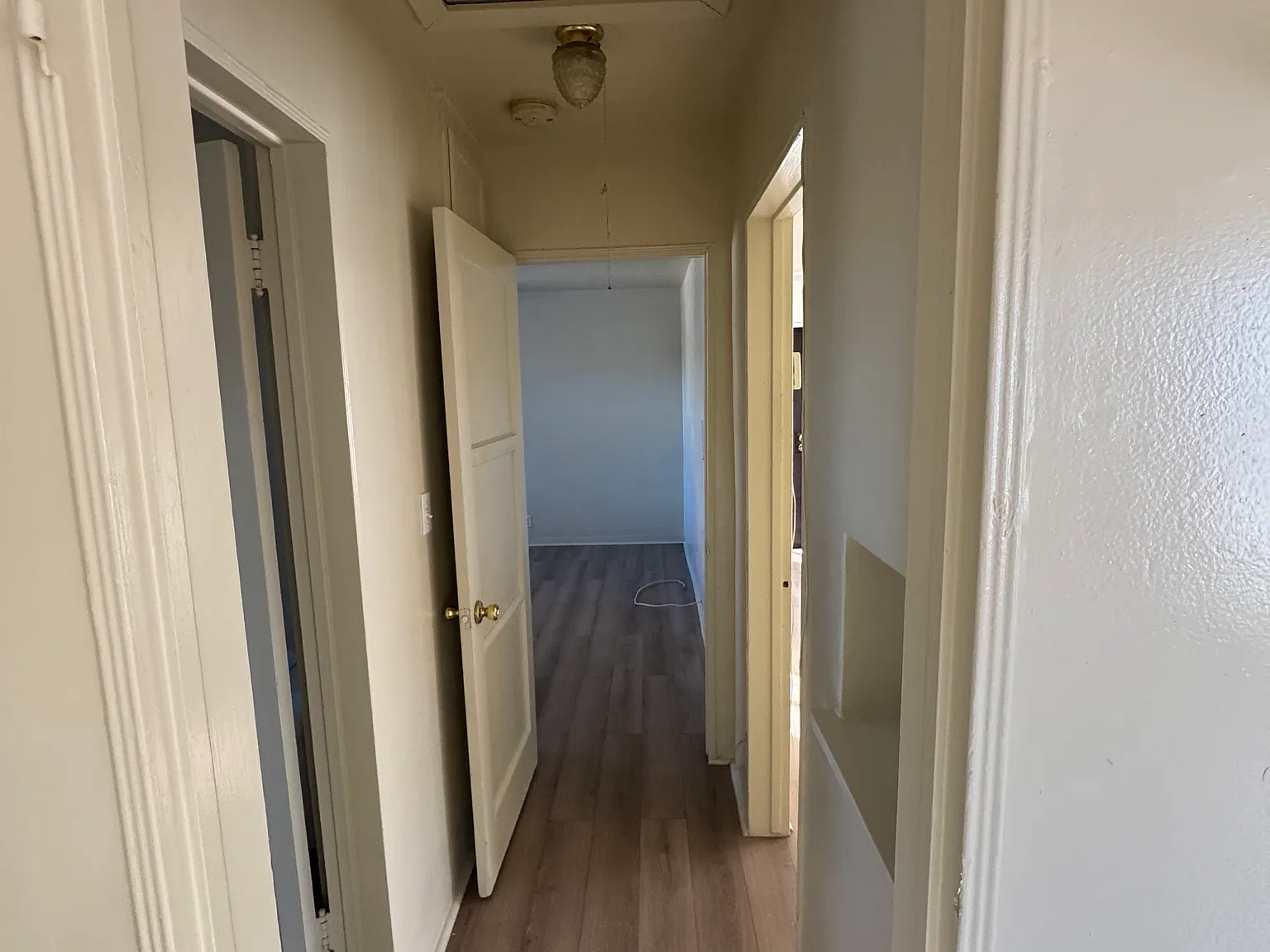 6509 S Van Ness Ave — Photo 4