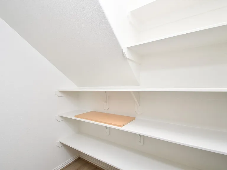 27823 Western Creek Ct — Photo 15