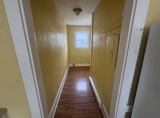12 Pemberton St #2, Worcester, MA 01610