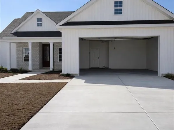 3069 Fincher Dr, Florence, SC 29501