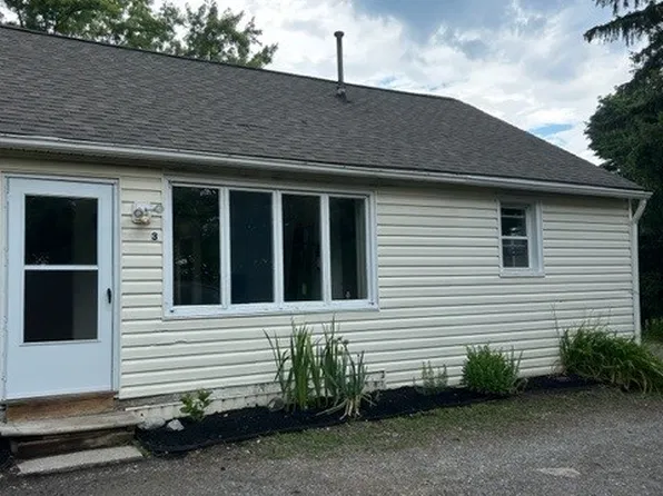 3274 Broadway Rd #3, Alexander, NY 14005