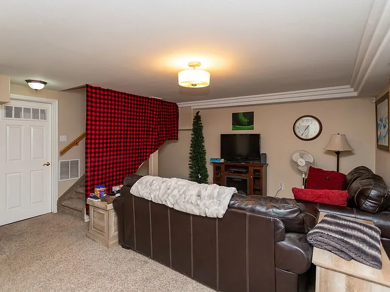 3727 Meadowland Blvd — Photo 19