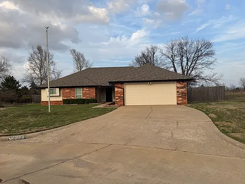 324 Christopher Todd Dr Photo 1
