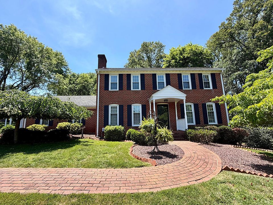 1st image of 113 River Ridge Rd