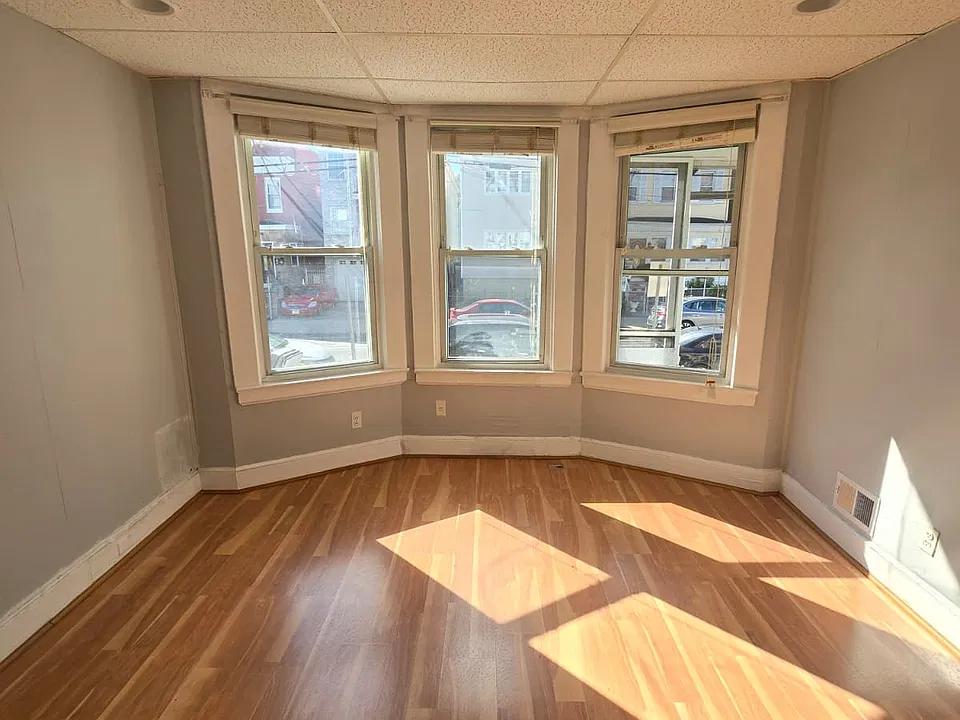 140 Bidwell Ave #5