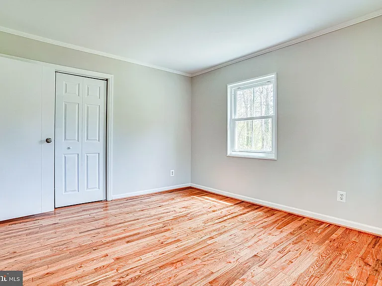 7430 Hastings St — Photo 28