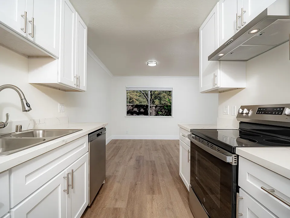 Parkview Apartments