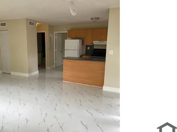3005 NW 4th Ave, Pompano Beach, FL