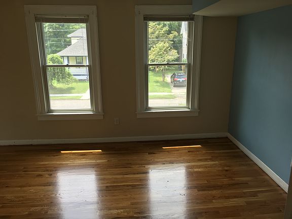 5th image of 40 Reed St