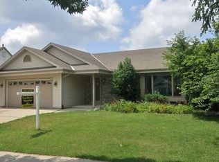 2106 Hudson Way, Waukesha, WI 53186