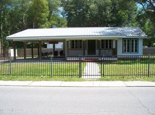 1219 Porter Ave, Ocean Springs, MS 39564