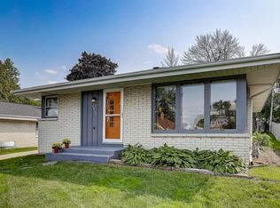 4411 W Saint Francis Ave, Greenfield, WI 53220