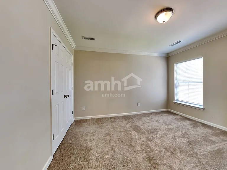 232 Cameron St — Photo 17