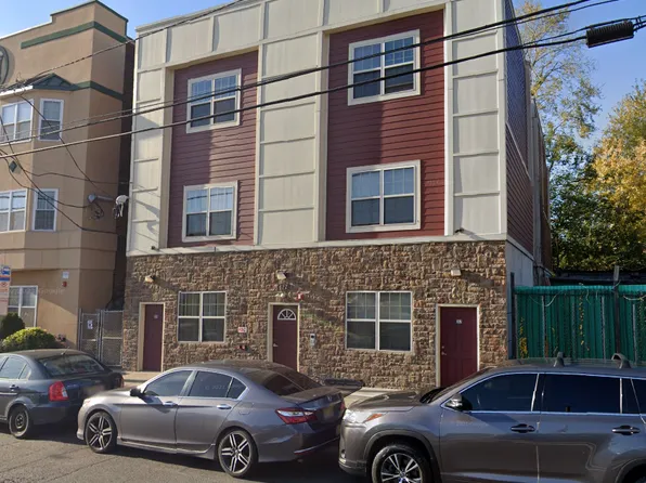 622-624 E Jersey St #203, Elizabethport, NJ 07206