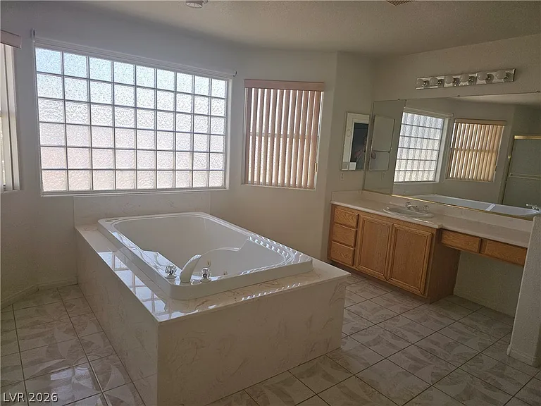 8075 Lapis Harbor Ave — Photo 12