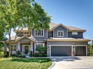 5319 W 164th Pl, Overland Park, KS 66085