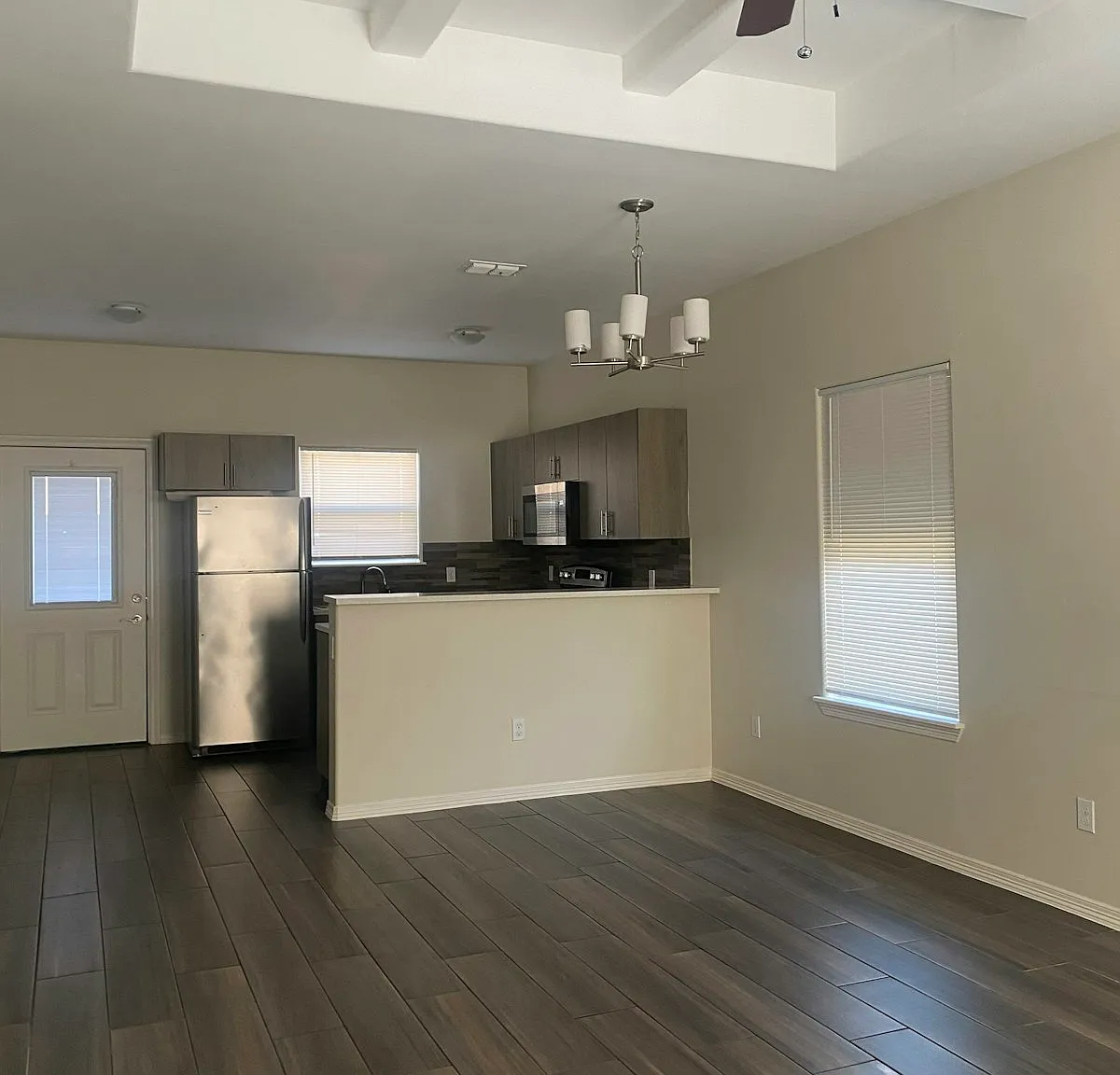 3801 Whitewing Avenue, Unit 4 — Photo 3