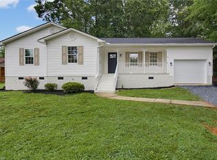 1717 Lantern Dr, Asheboro, NC 27205