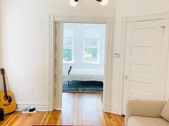3rd image of 3310 Ohio Ave #2F