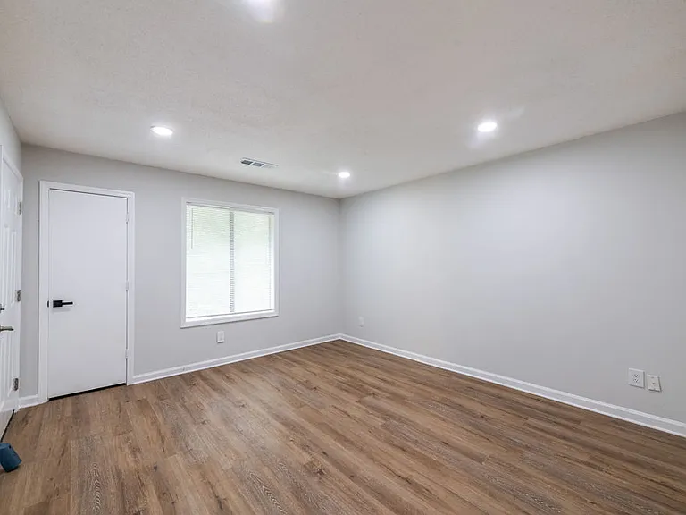 108 Summerwood Dr — Photo 37
