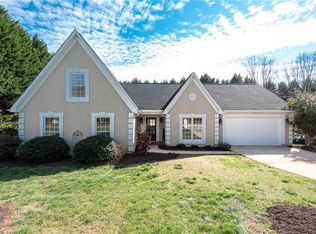 3728 Annette Dr NE, Hickory, NC 28601