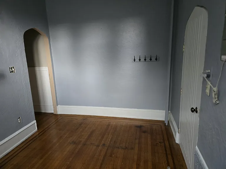 233 S 44th St #1 — Photo 16