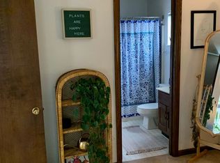 1106 11th St #2, Huntington, WV 25701