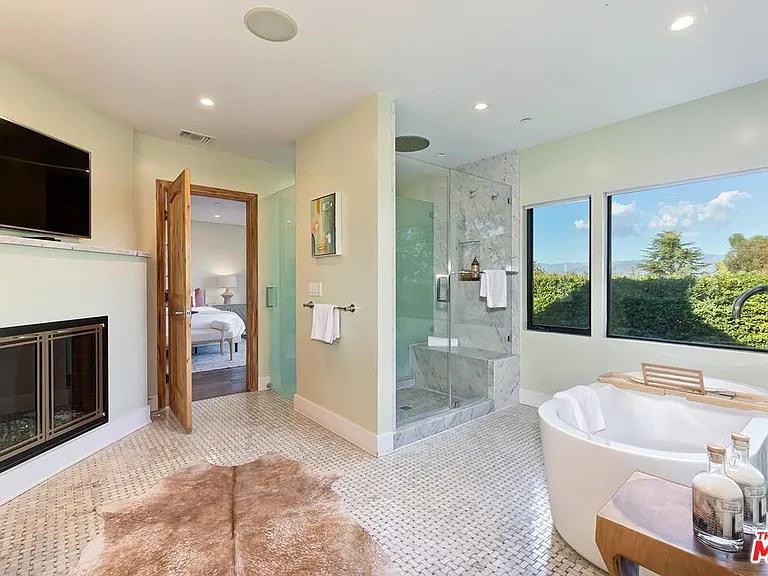 2841 Montcalm Ave — Photo 27