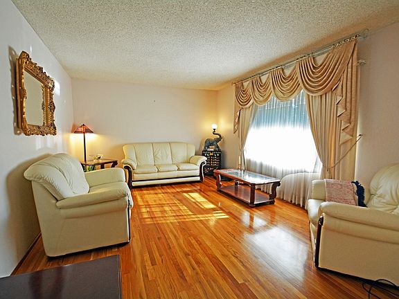 2nd image of 377 El Portal Way