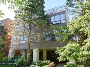2726 Central St APT 2A, Evanston, IL 60201