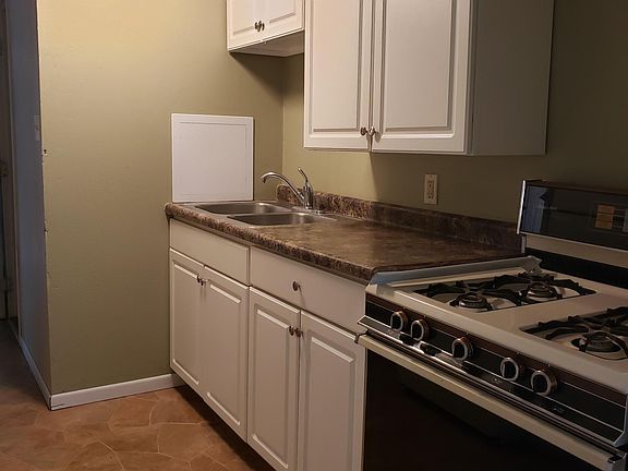 4th image of 621 1/2 Hornick Ave